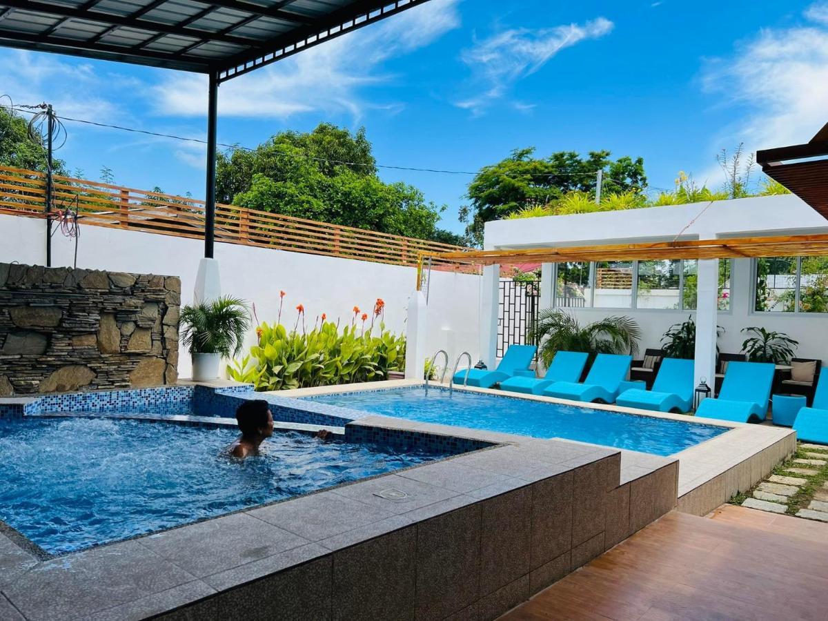 Casa Cecilia Hotel Bantay Luaran gambar