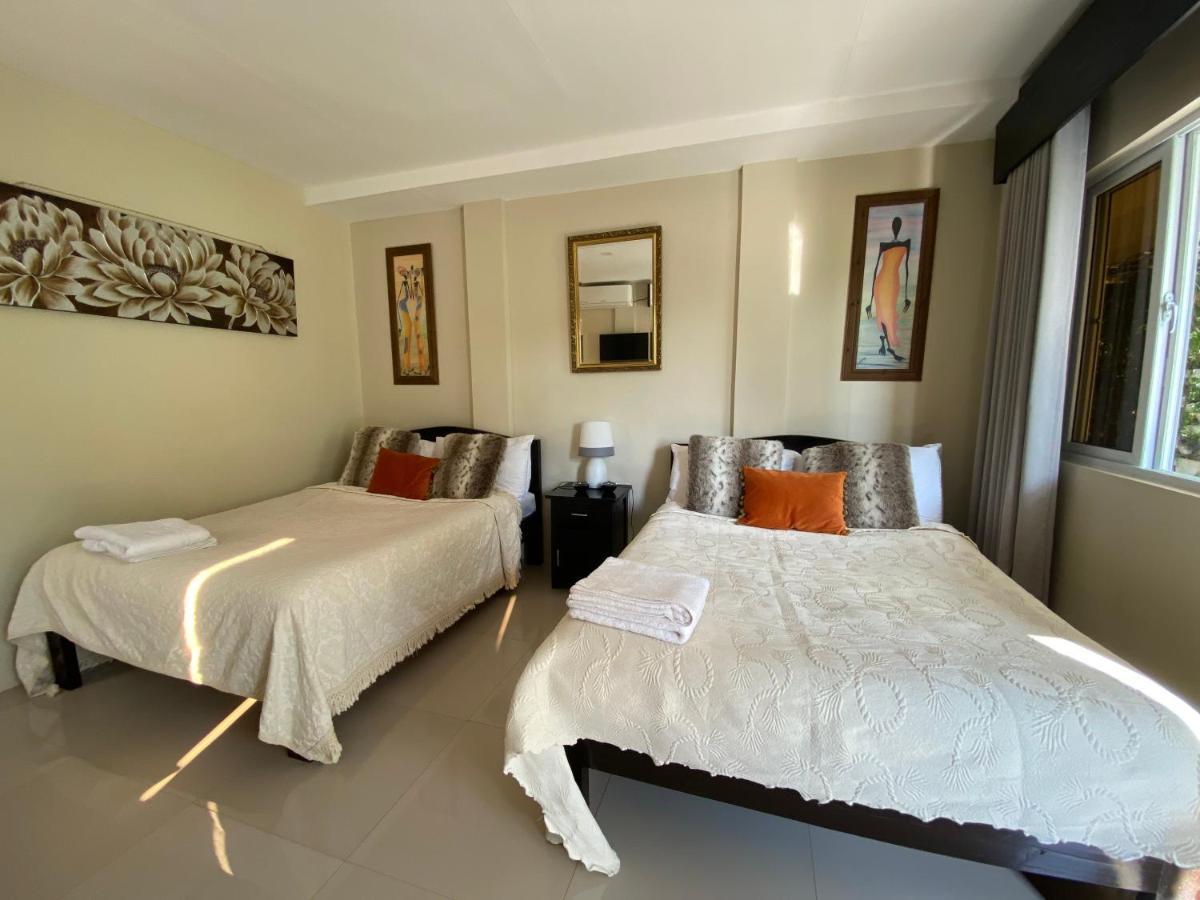 Casa Cecilia Hotel Bantay Luaran gambar