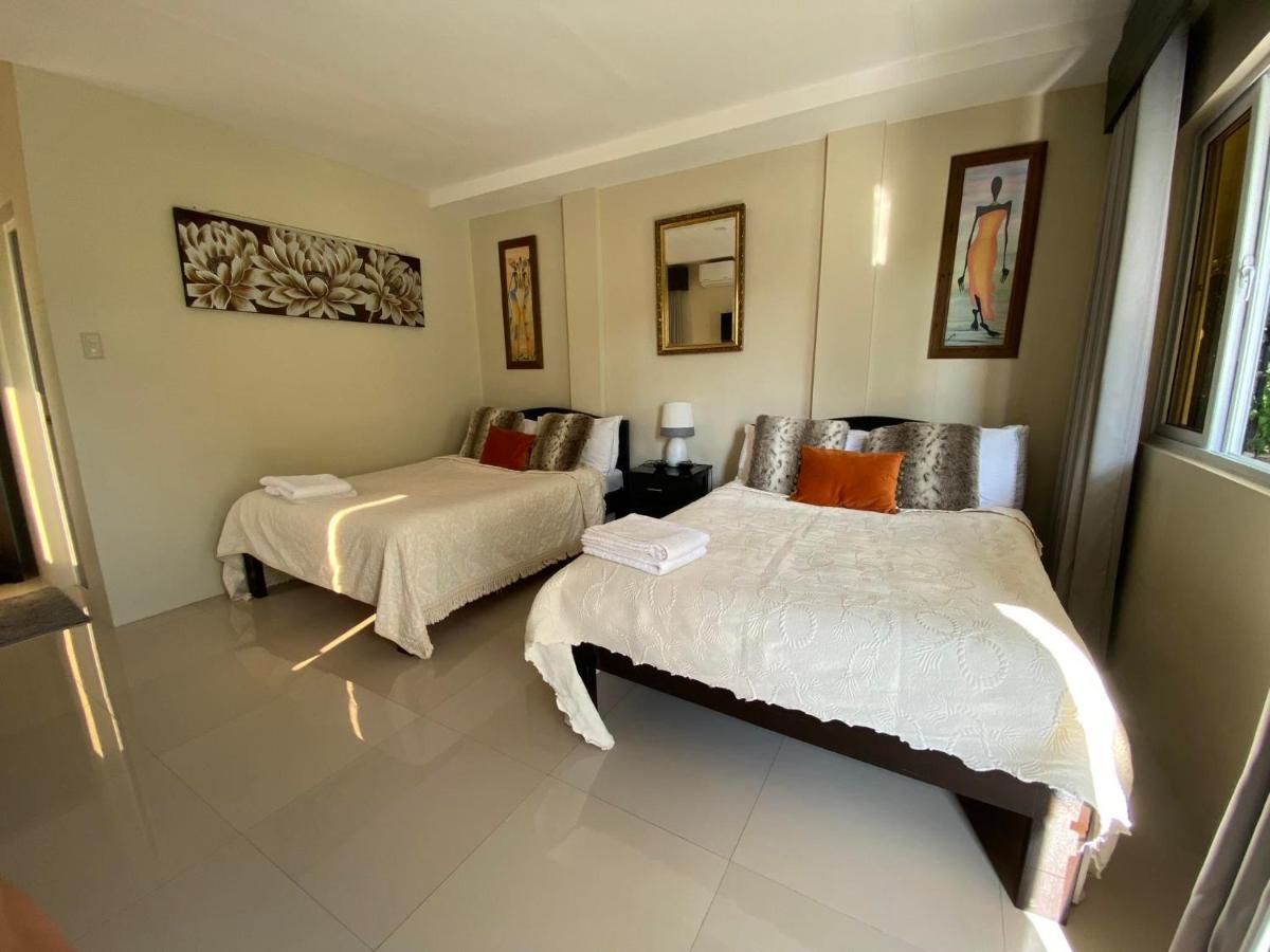 Casa Cecilia Hotel Bantay Luaran gambar