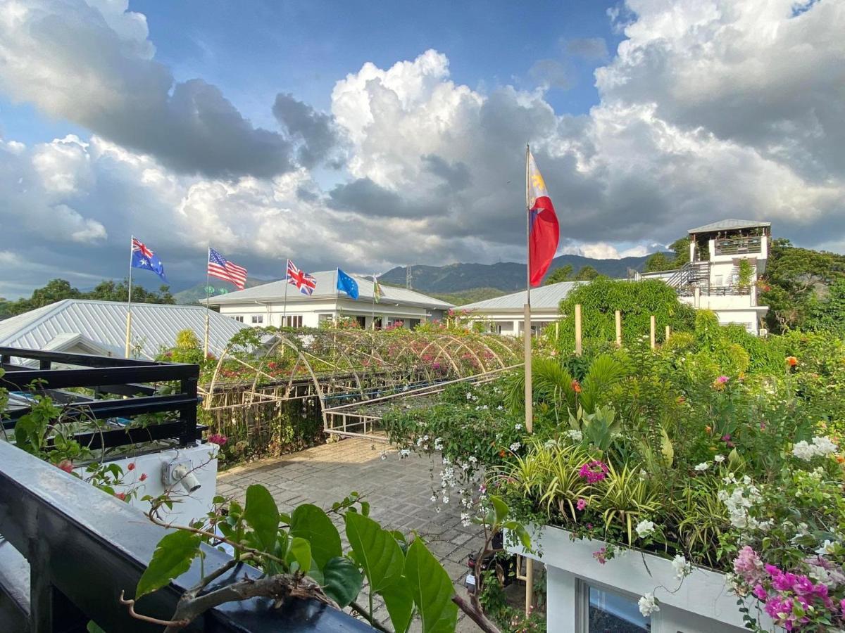 Casa Cecilia Hotel Bantay Luaran gambar