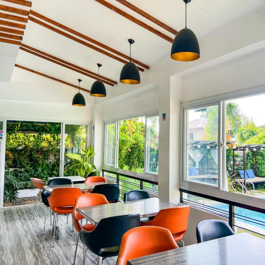Casa Cecilia Hotel Bantay Luaran gambar