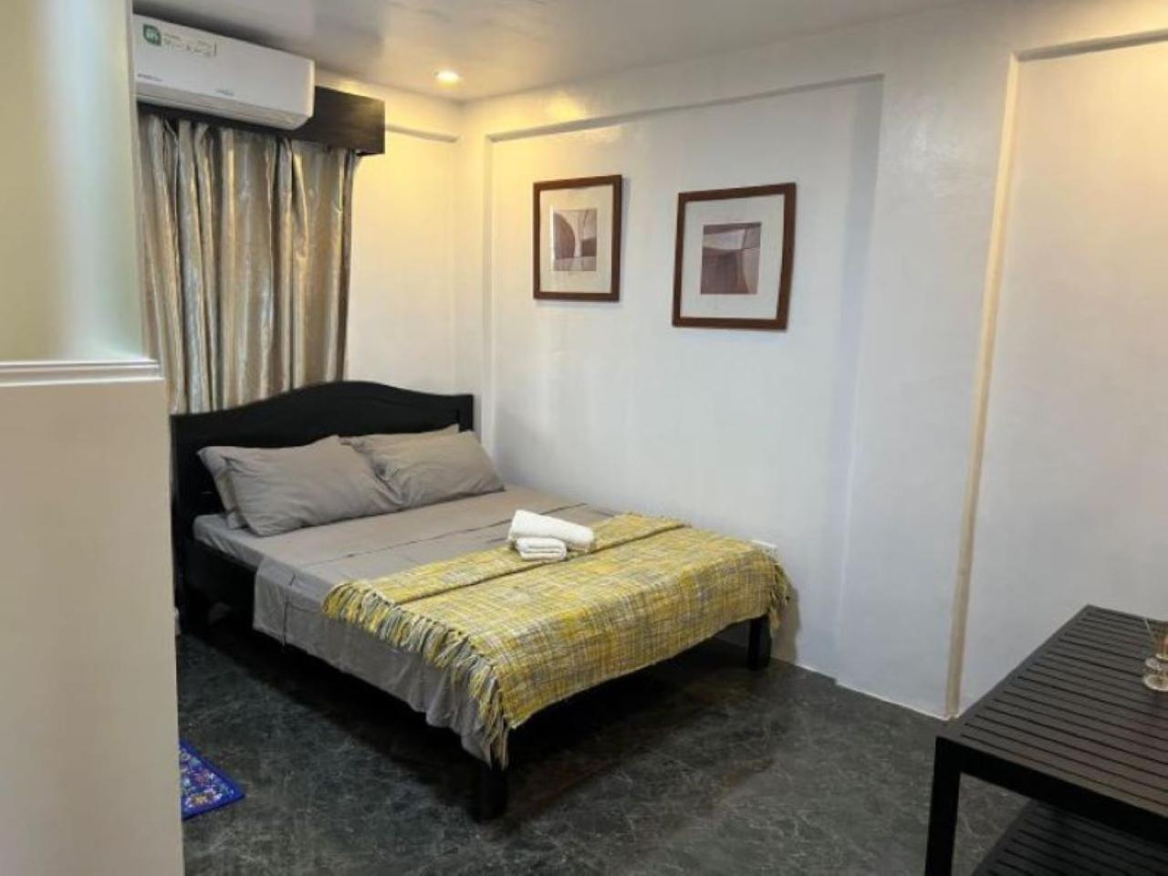Casa Cecilia Hotel Bantay Luaran gambar